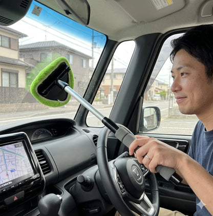 まだ手でフロントガラスを拭いていますか？